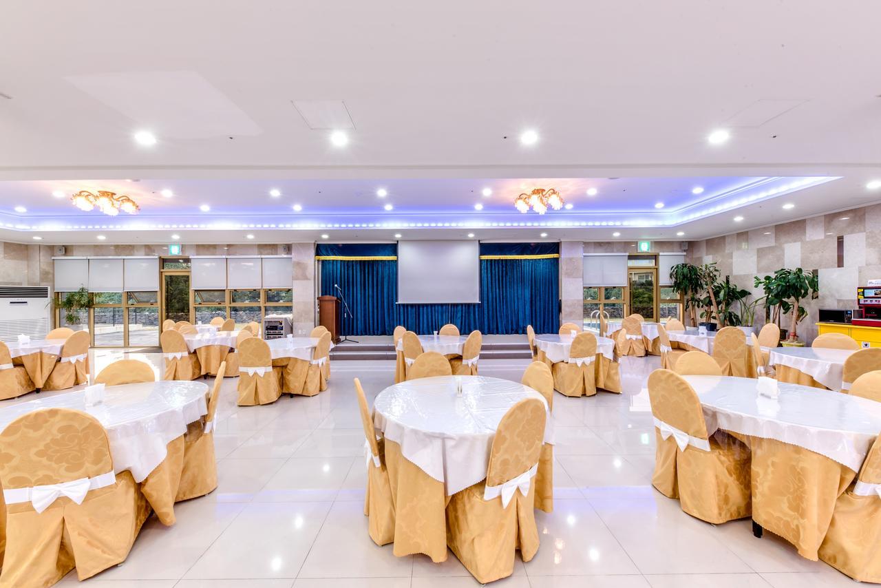 Pearly Hotel Jeju Exterior photo
