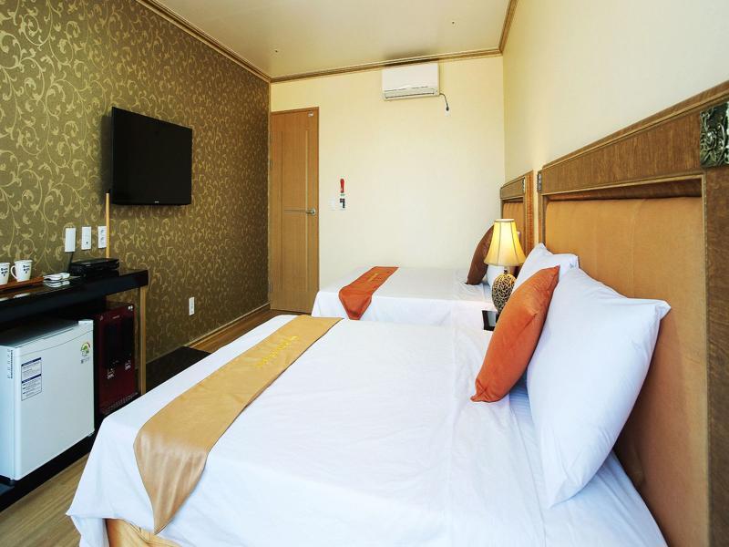 Pearly Hotel Jeju Exterior photo